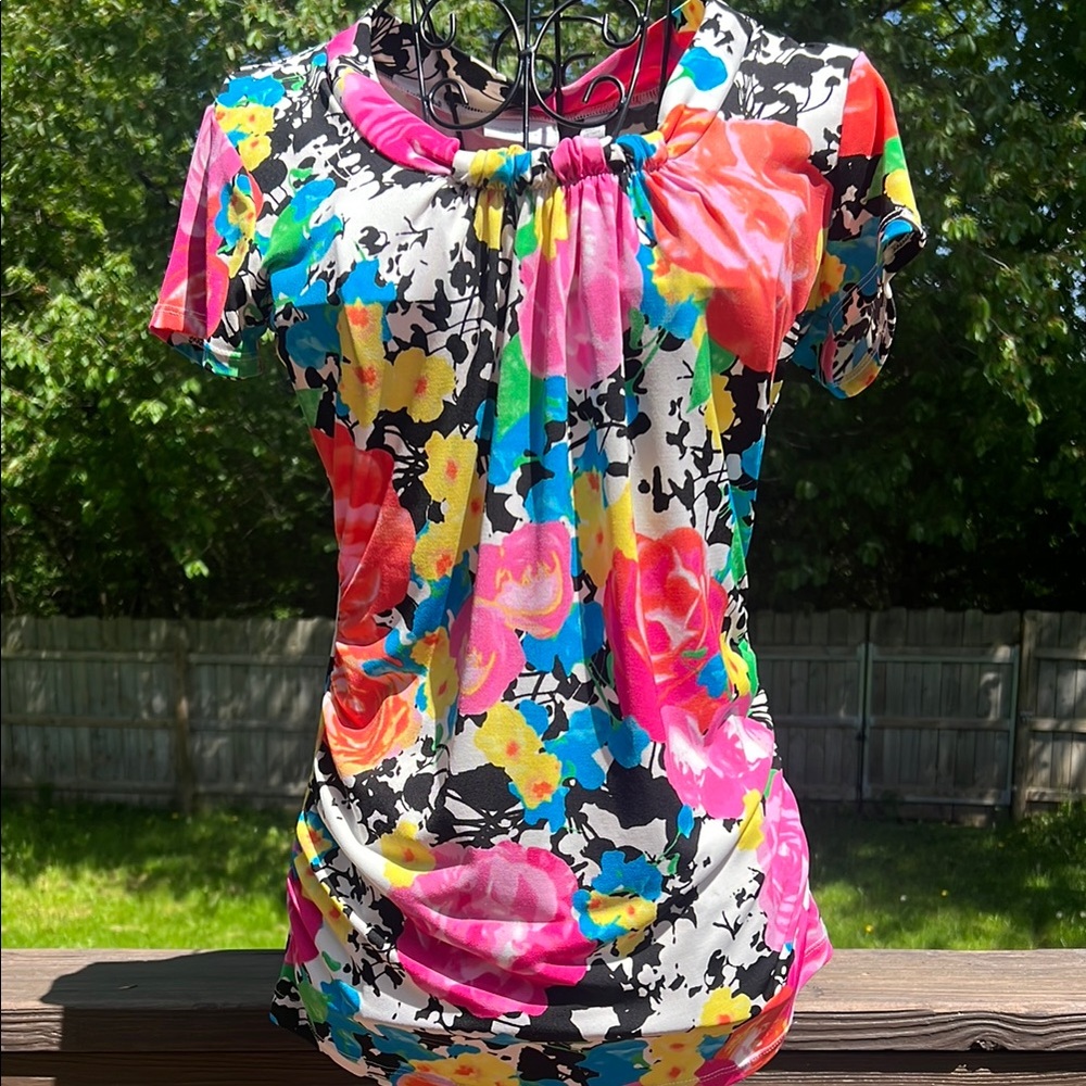 New York & Company Pink and Blue Ruched Graphic Blouse